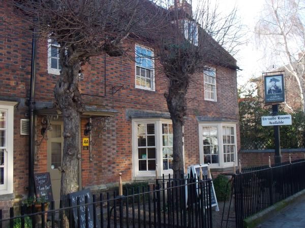 Admiral Hornblower, Oakham. (Pub, External). Published on 28-12-2013