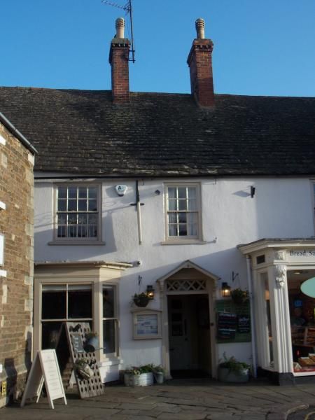 Lord Nelson, Oakham. (Pub, External). Published on 04-01-2014