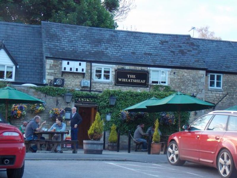 Wheatsheaf Edith Weston. (Pub, External). Published on 19-11-2013
