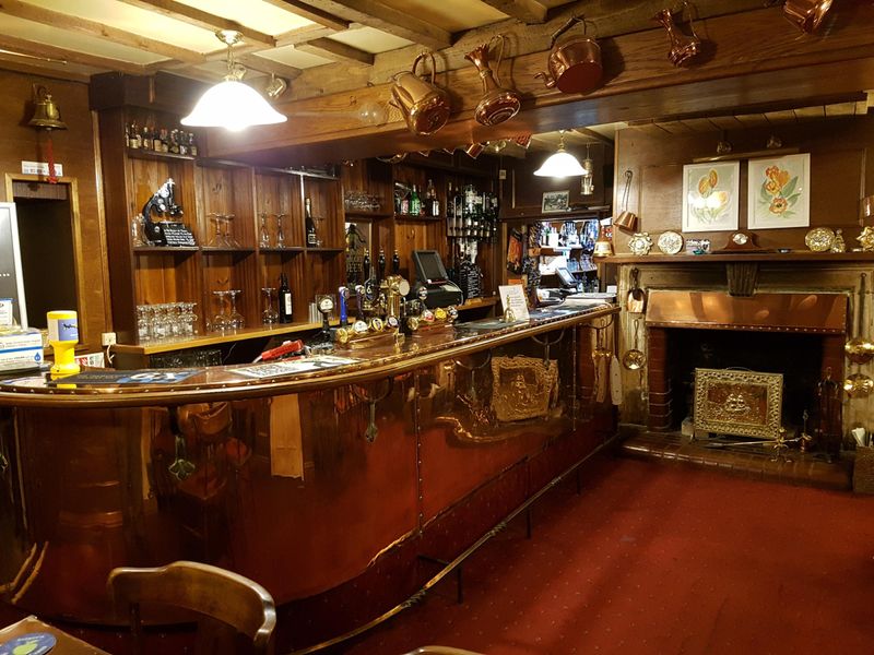 Copper Bar. (Bar). Published on 10-10-2017