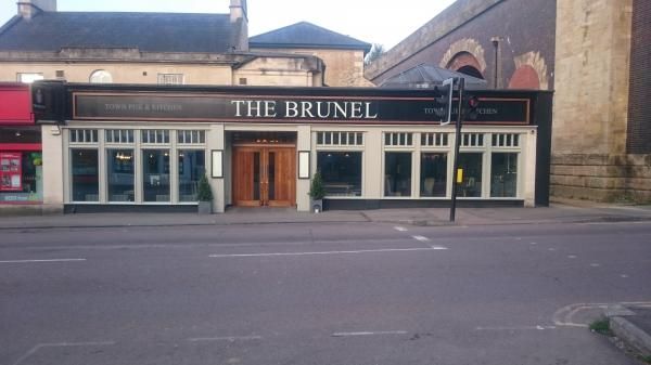 Refurbished April 2015. (Pub, Key). Published on 13-04-2015