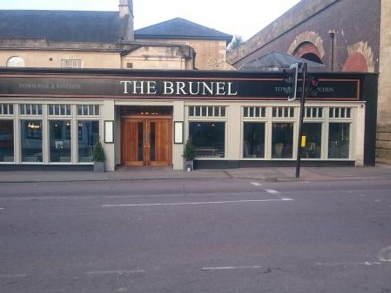 Refurbished April 2015. (Pub, Key). Published on 13-04-2015