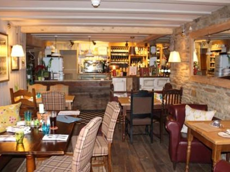 (Restaurant). Published on 04-02-2018