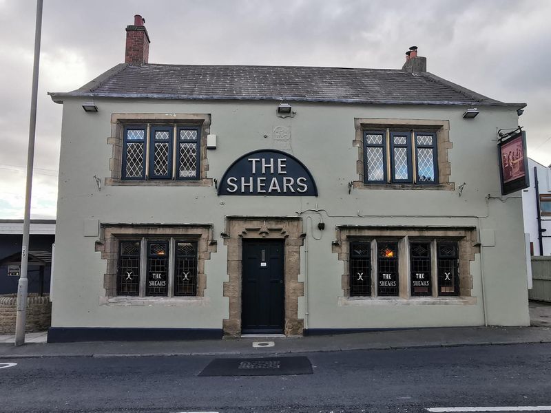 Front view. (Pub, External, Key). Published on 06-02-2022