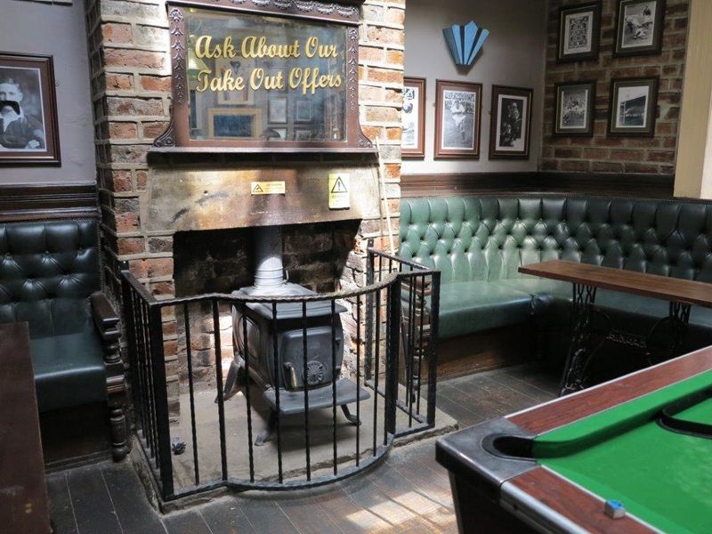 Dewsbury Central Station Hotel. (Pub). Published on 17-06-2013