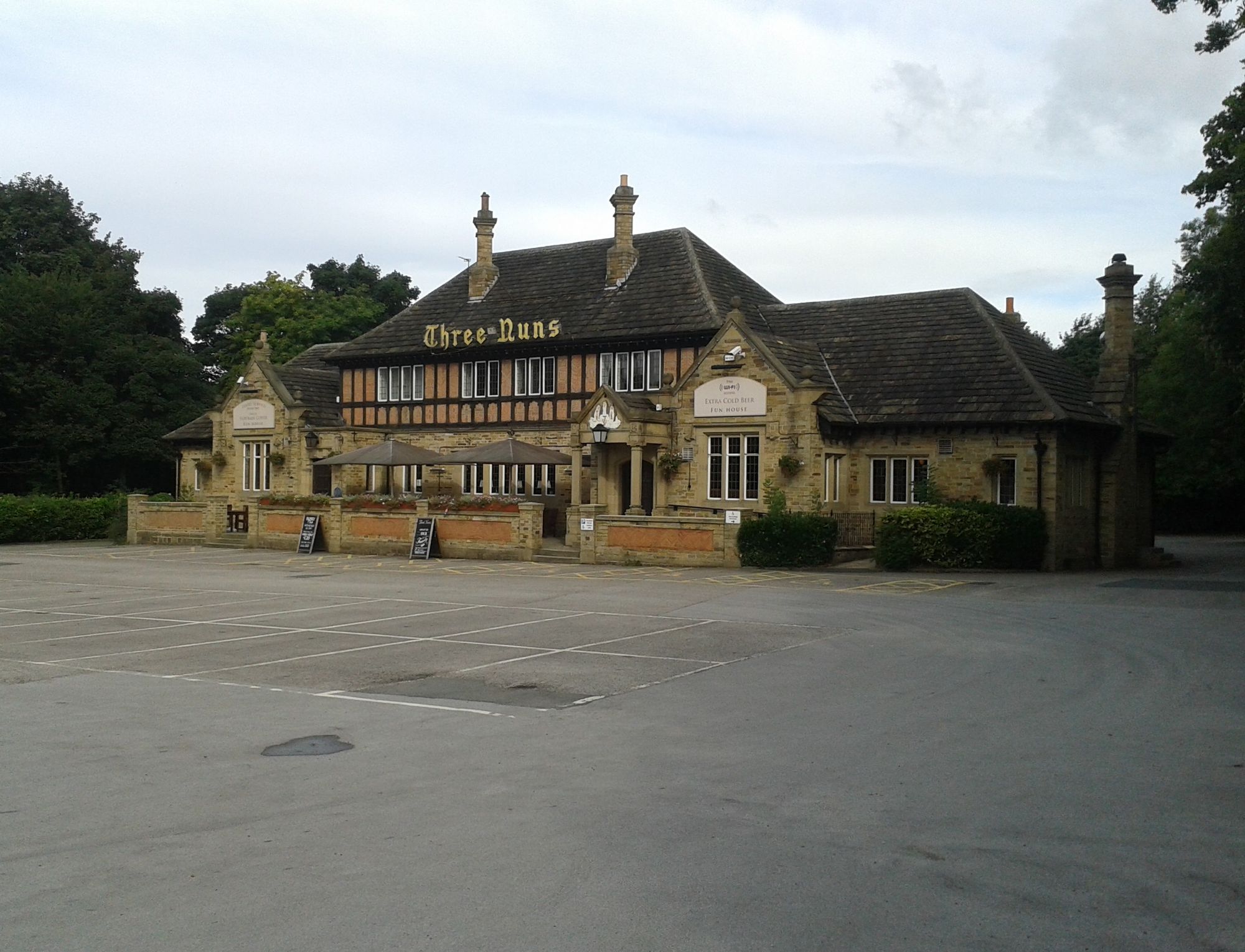 The Three Nuns. (Pub). Published on 12-10-2013