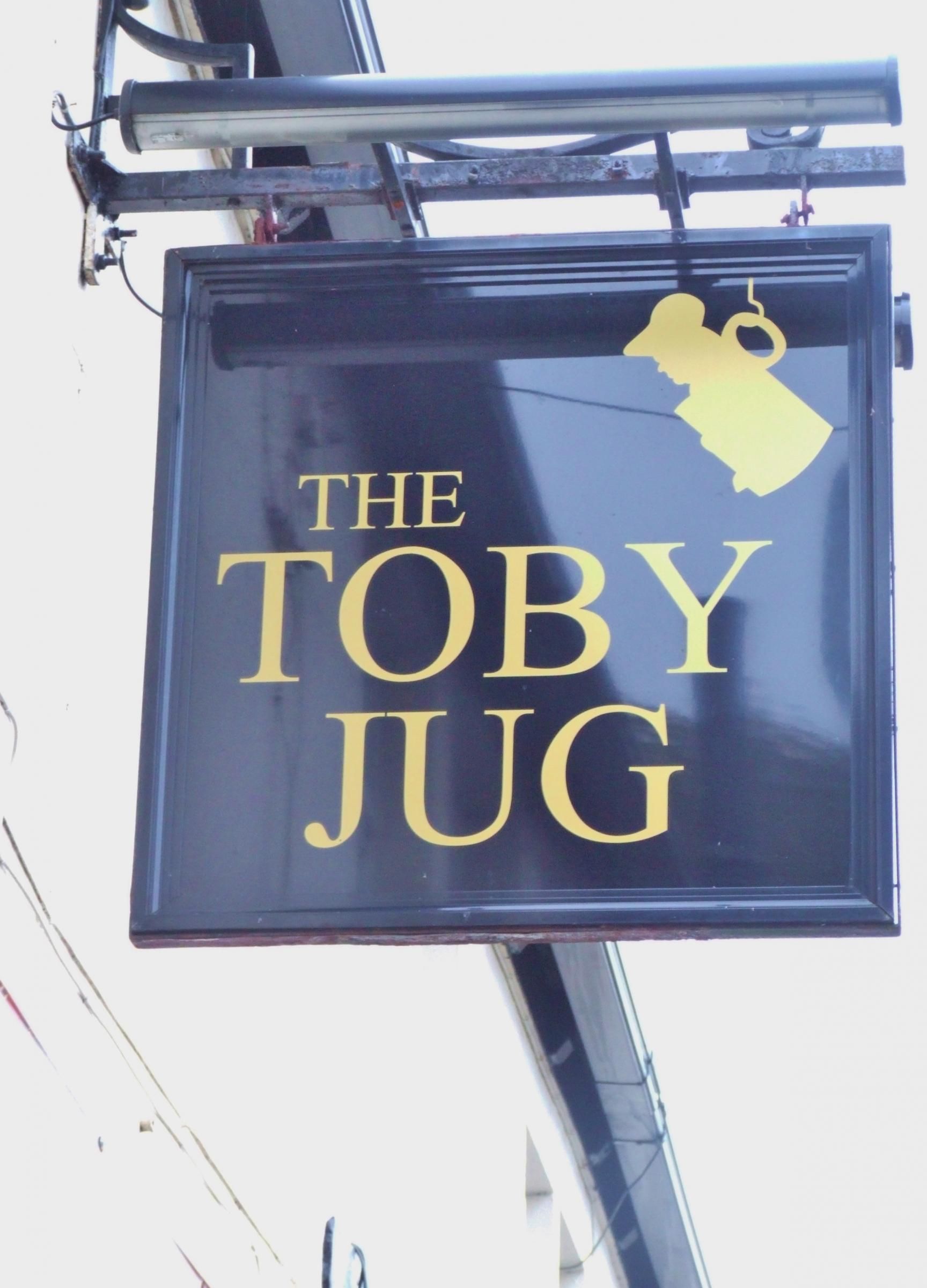 (Pub, External, Sign). Published on 01-11-2016