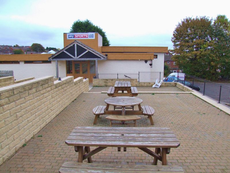 (Pub, External, Garden). Published on 01-11-2016