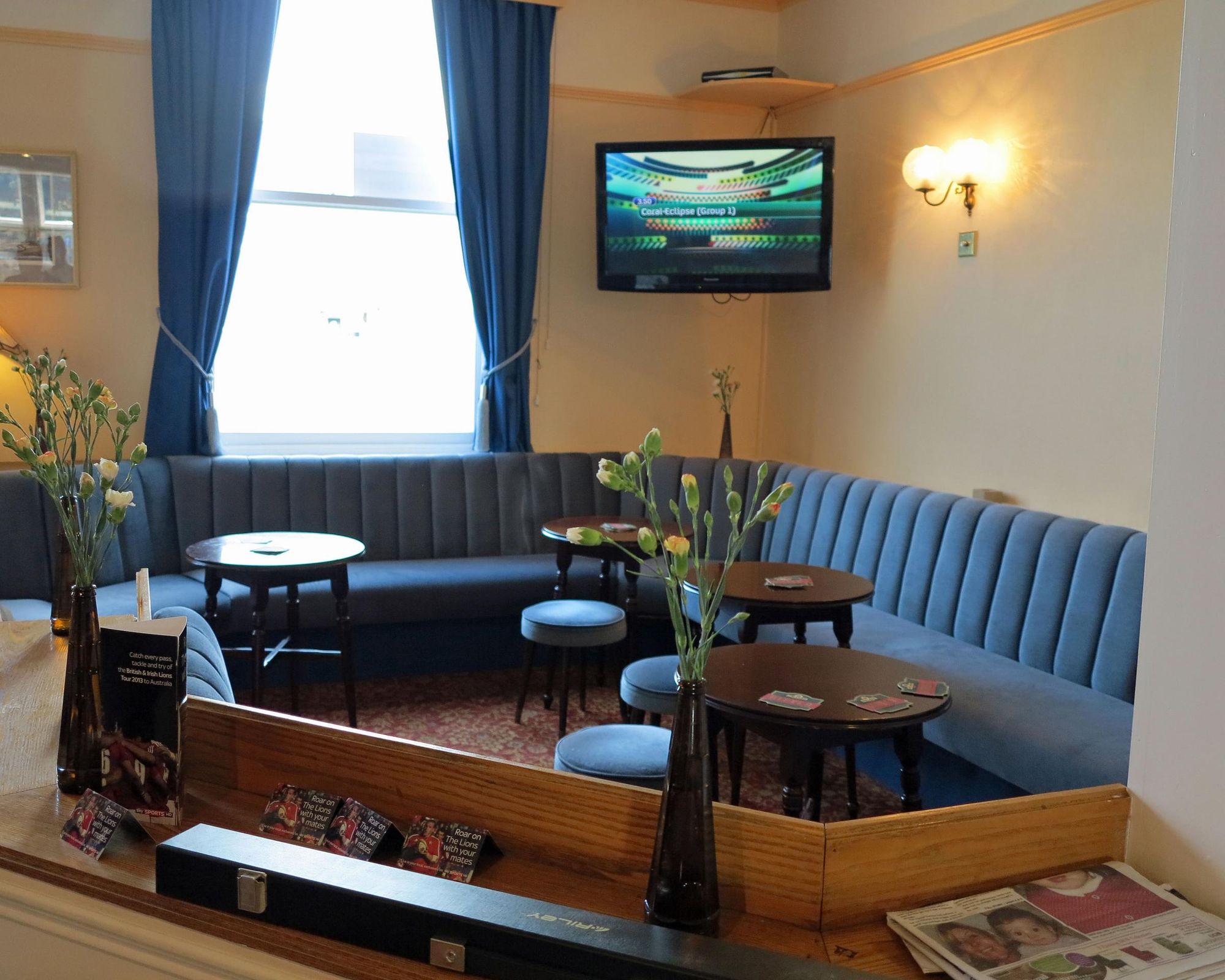 Corner Snug. (Pub, Bar). Published on 16-07-2017