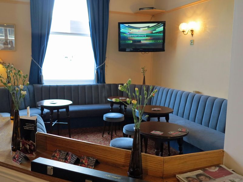 Corner Snug. (Pub, Bar). Published on 16-07-2017