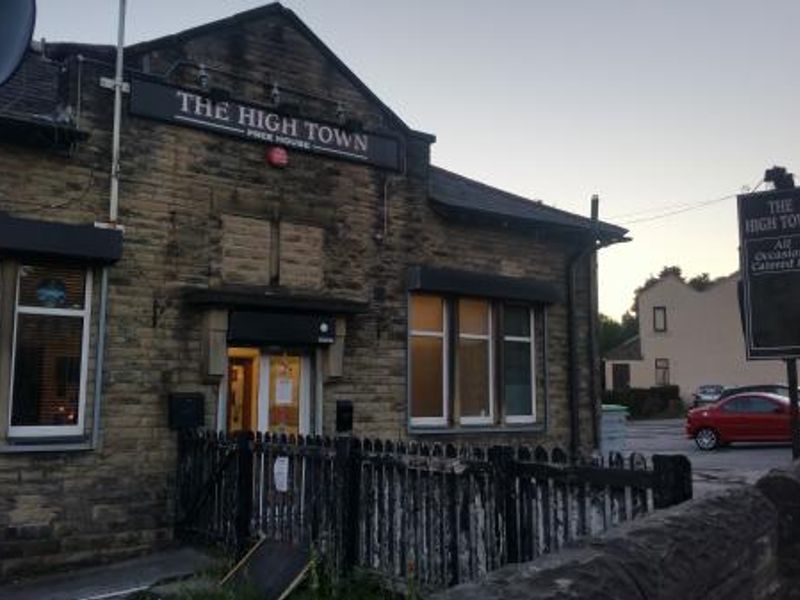 The High Town Exterior. (Pub, External, Sign, Key). Published on 14-07-2016 