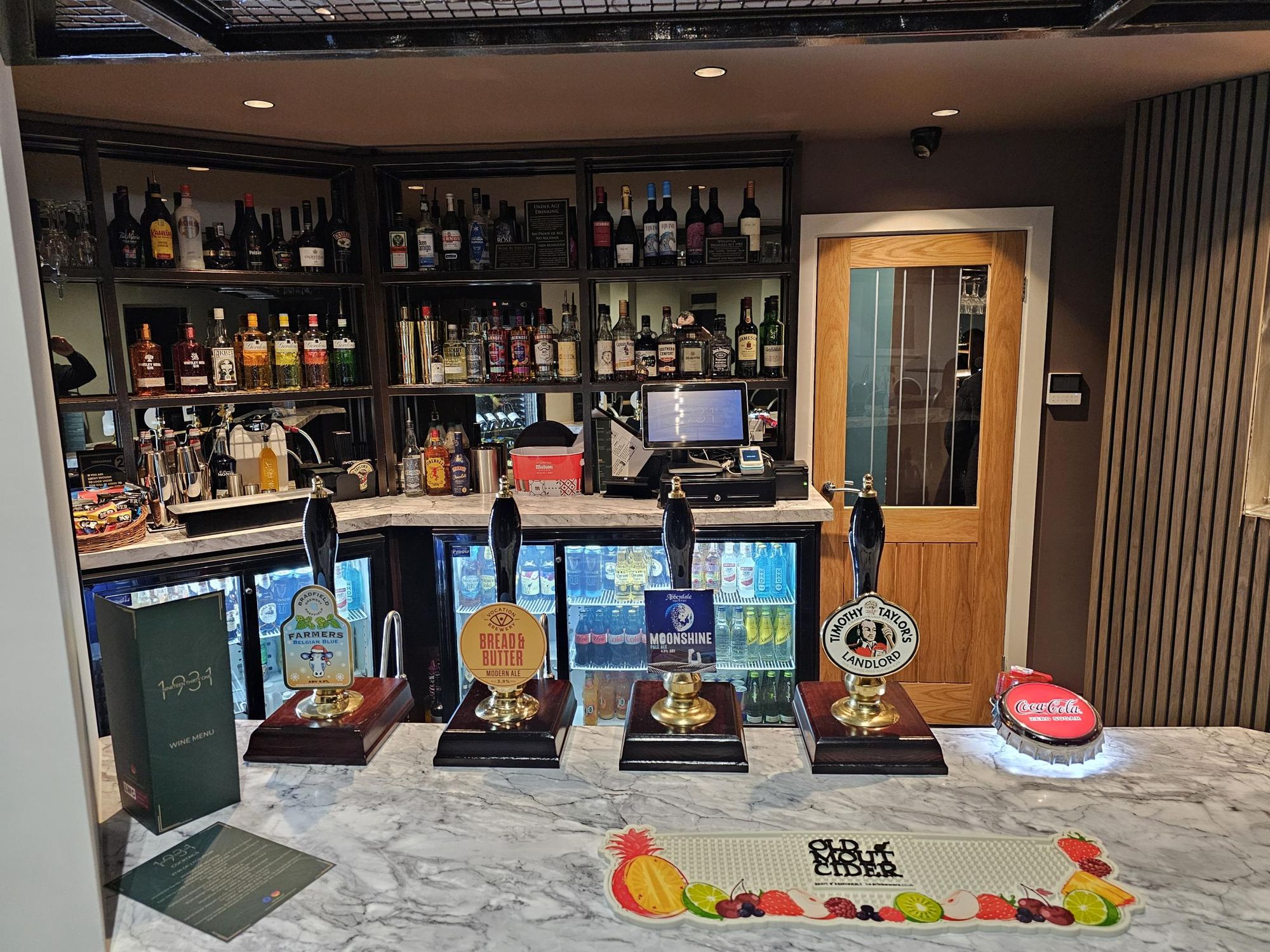 concert room bar. (Bar). Published on 19-12-2024