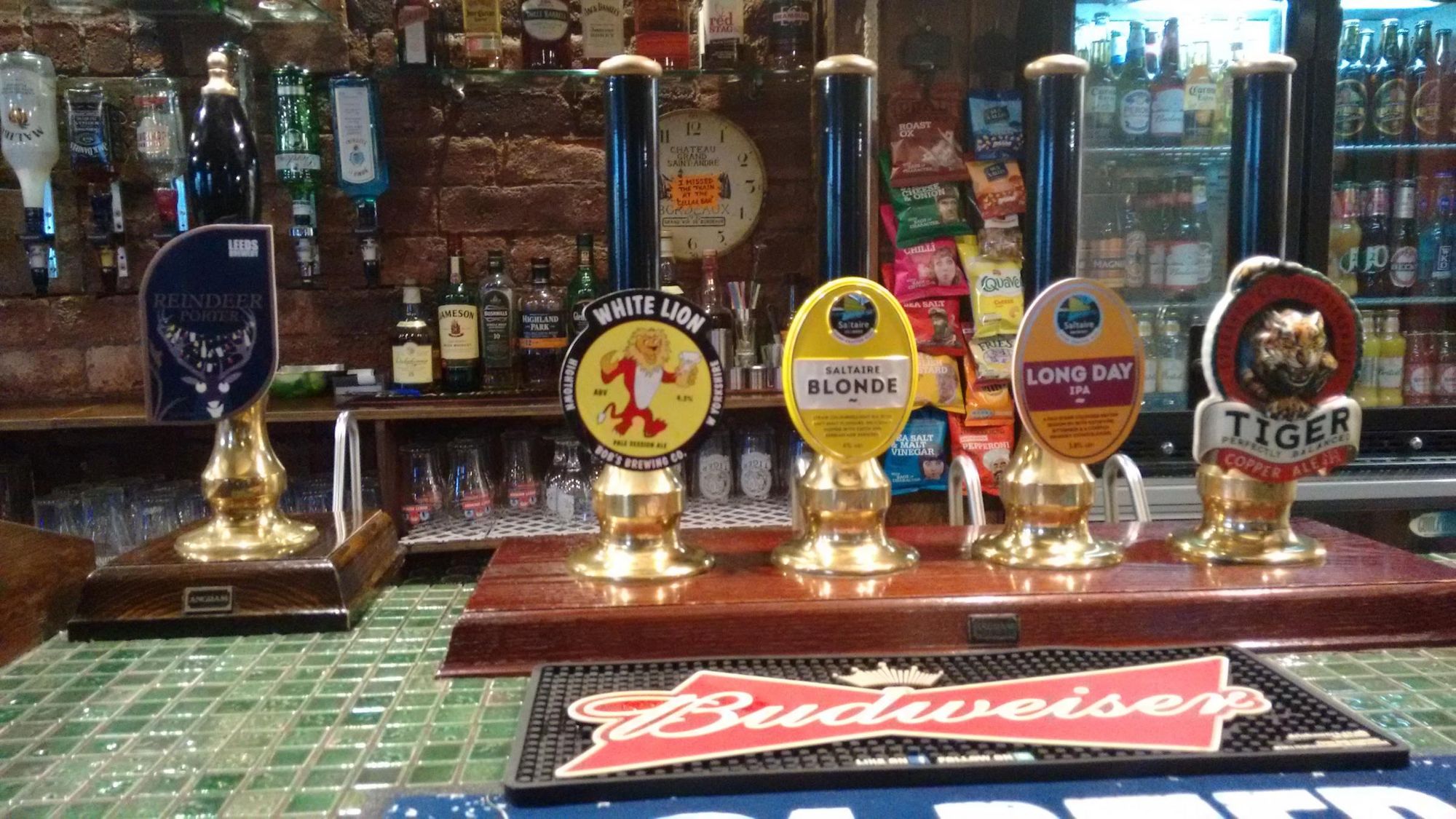 Real Ales on the Bar. (Pub, Bar). Published on 12-01-2017