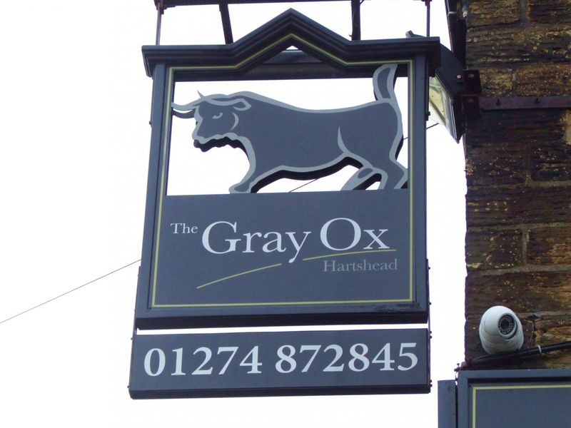 (Pub, Sign). Published on 01-11-2016