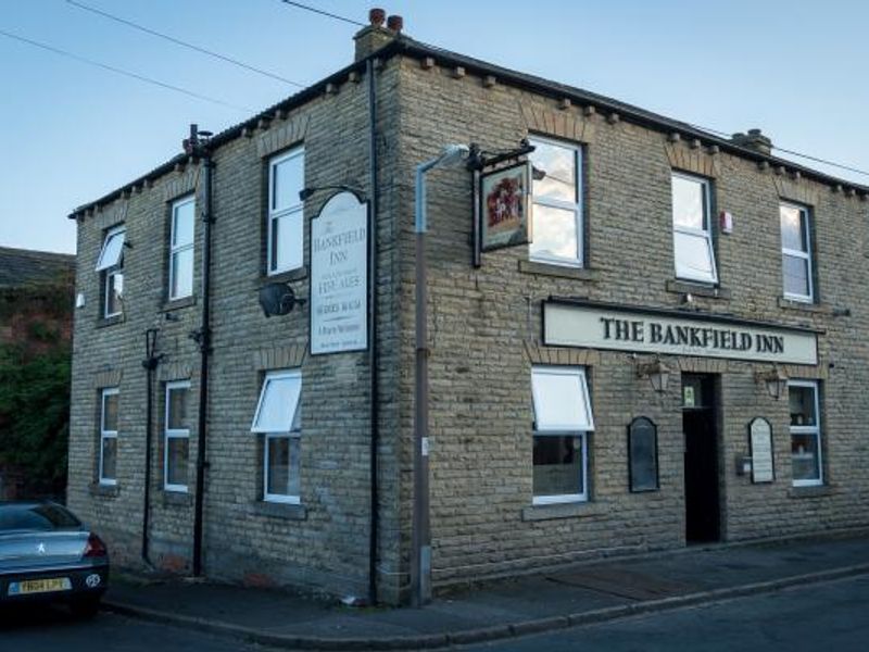 Bankfield Inn. (Pub, External). Published on 30-08-2015