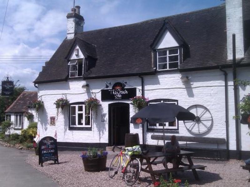 Crown, Peopleton. (Pub). Published on 06-07-2012