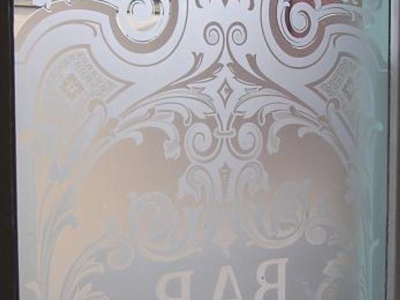 Etched window. (Pub). Published on 02-06-2013 