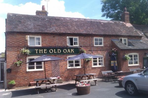 Old Oak, Drakes Broughton. (Pub). Published on 06-07-2012