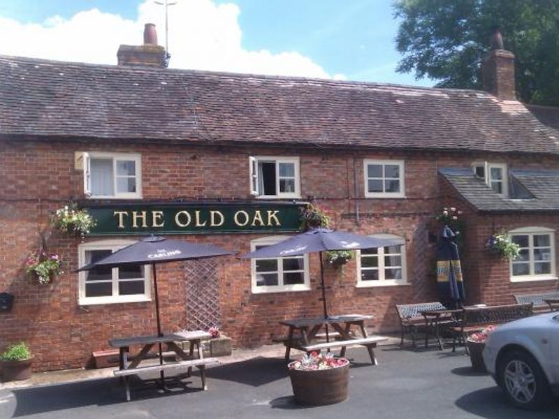 Old Oak, Drakes Broughton. (Pub). Published on 06-07-2012