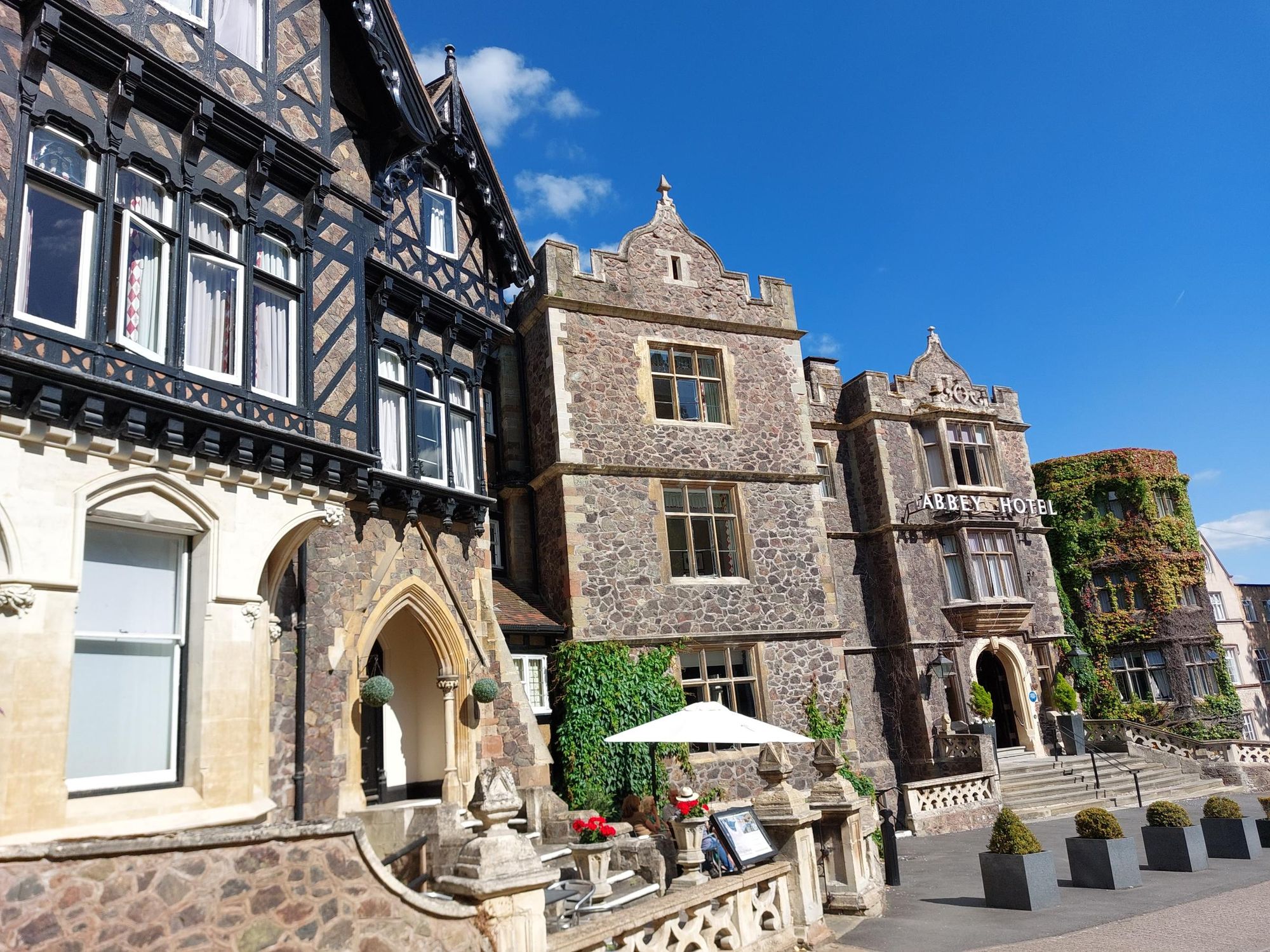 (Pub, Key). Published on 23-11-2025