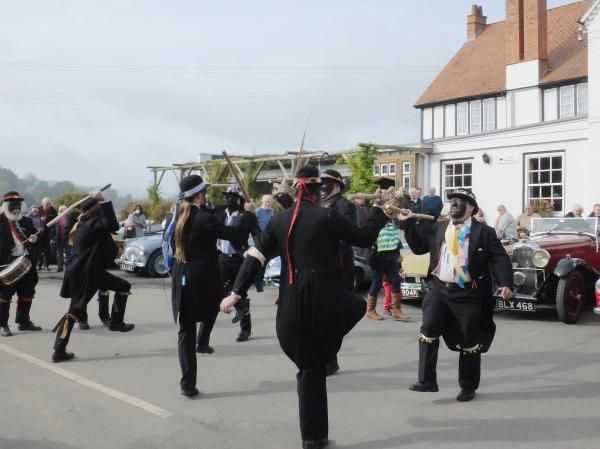 Morris Men. (External). Published on 14-10-2014