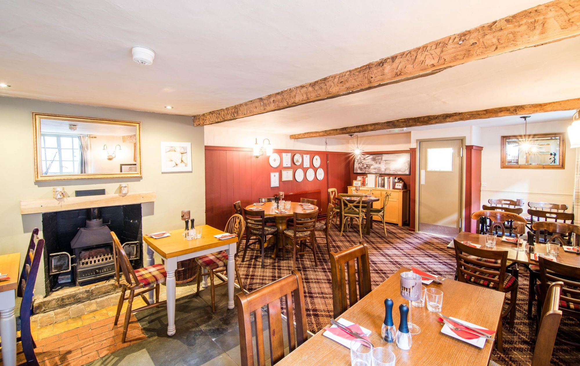 (Restaurant). Published on 15-08-2017