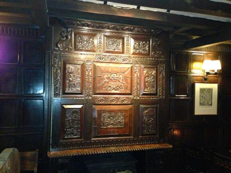 Panelling. (Pub). Published on 02-06-2013