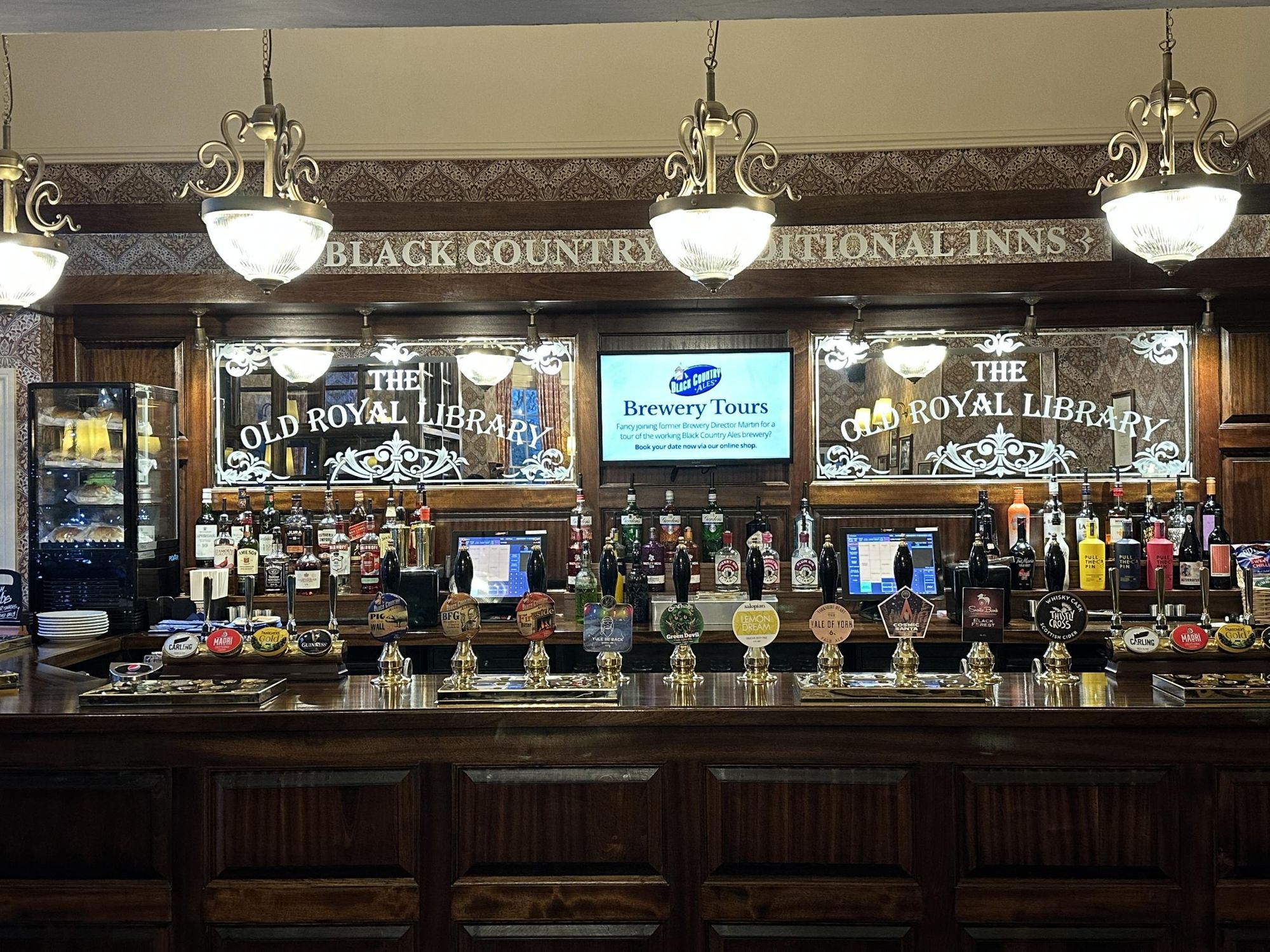 (Bar). Published on 22-12-2025