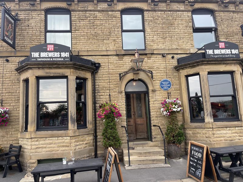 Front of pub. (Pub). Published on 24-07-2025