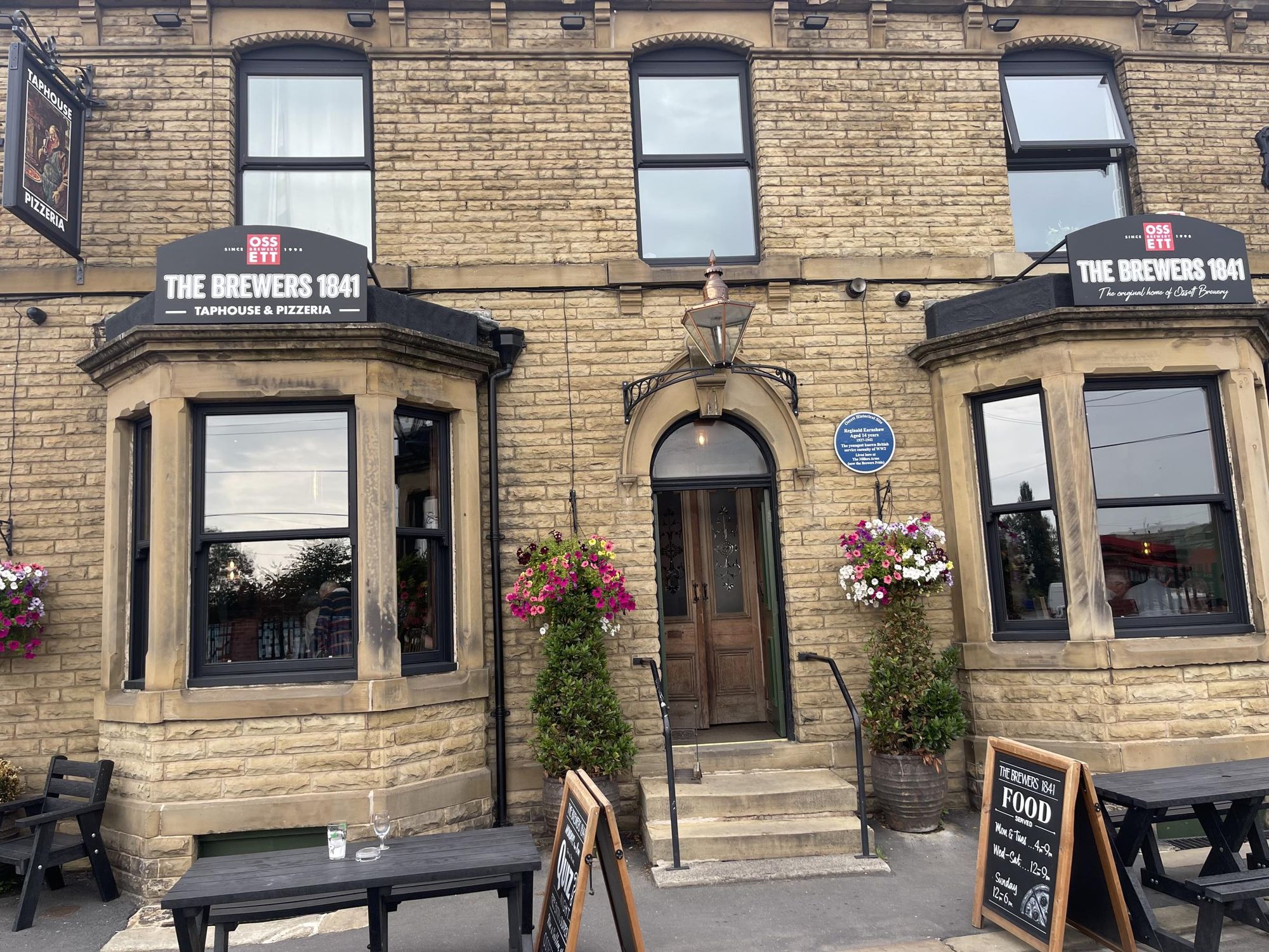 Front of pub. (Pub). Published on 24-07-2025