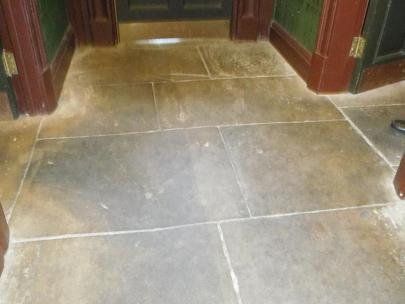 original flagged floor. Published on 26-10-2018