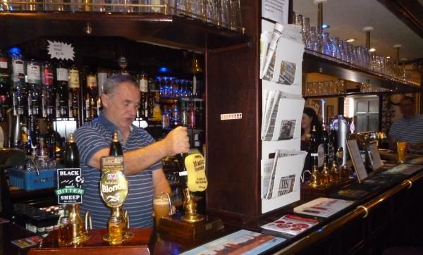 (Bar). Published on 25-05-2014