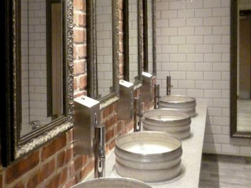 wash basins crafted from beer casks. Published on 05-11-2013