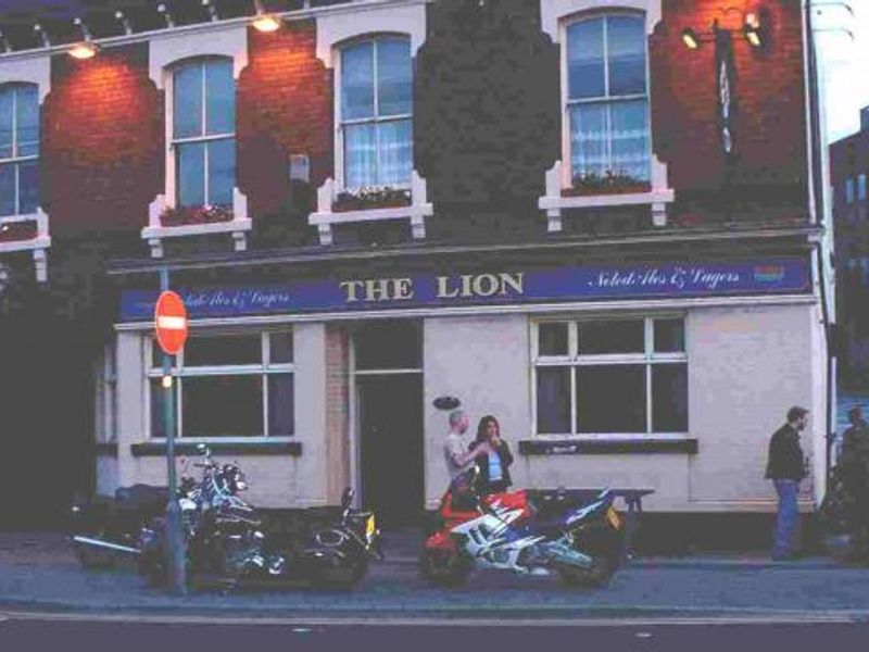 (Pub, External, Customers). Published on 23-02-2013
