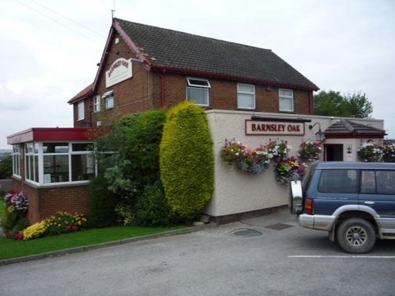 former Barnsley Oak pub, looking over the Elm Valley. (External). Published on 09-09-2014