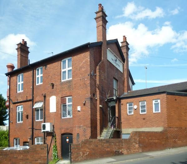 rear of pub on hillside. (External). Published on 08-07-2014