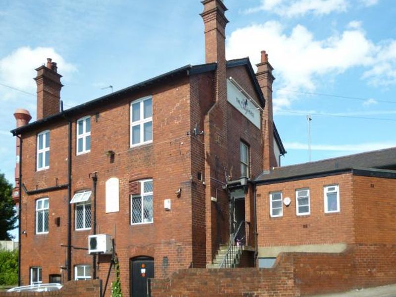 rear of pub on hillside. (External). Published on 08-07-2014 