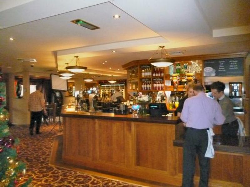 (Bar). Published on 05-02-2013 