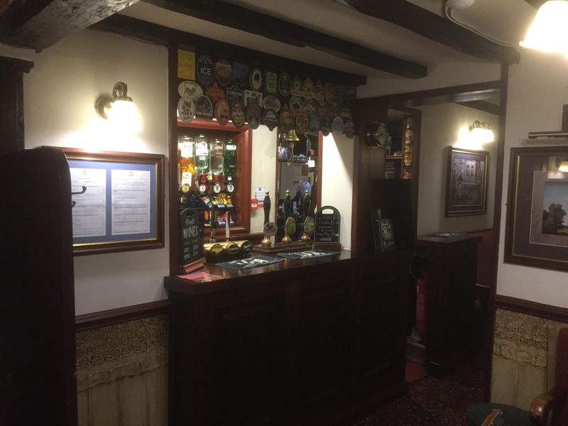 Snug Bar. (Bar). Published on 14-04-2017 