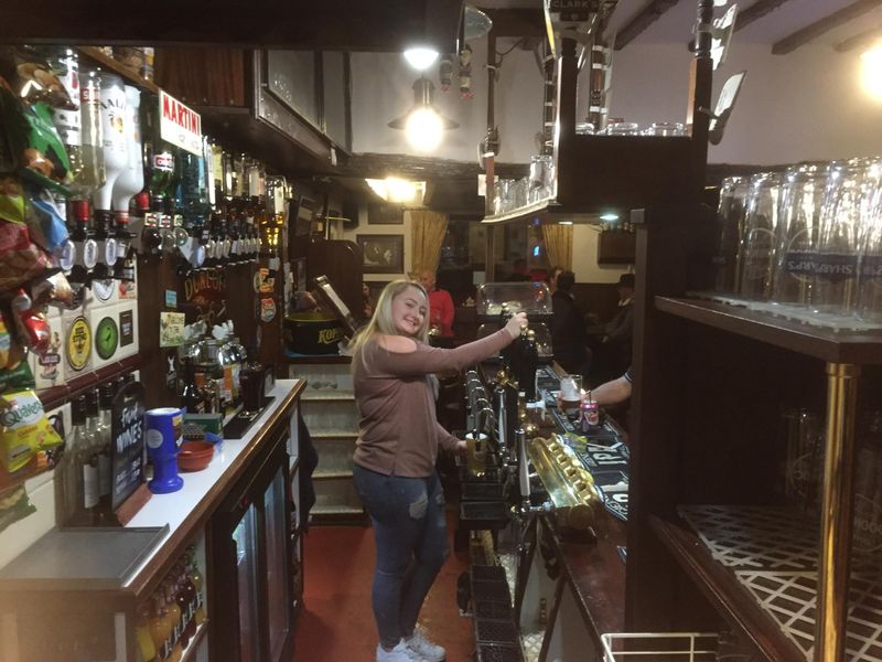 Main Bar looking through serving hatch from function room. (Pub, Bar). Published on 24-04-2017 