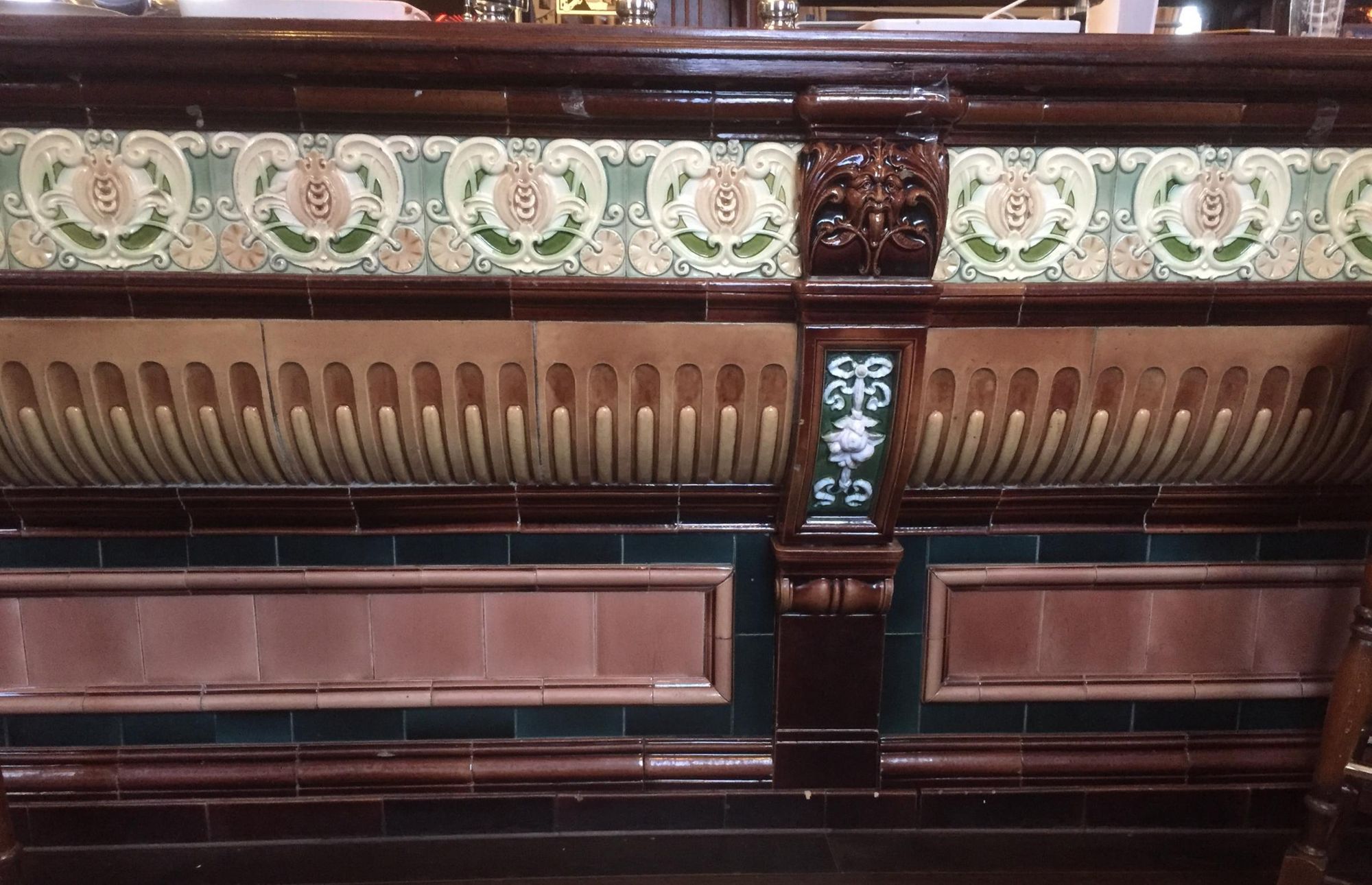 Victorian Tiled Bar Front. (Bar). Published on 20-03-2017