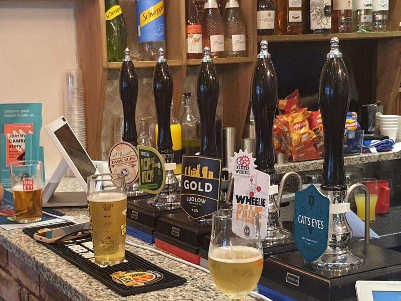 (Pub, Bar). Published on 10-07-2024 