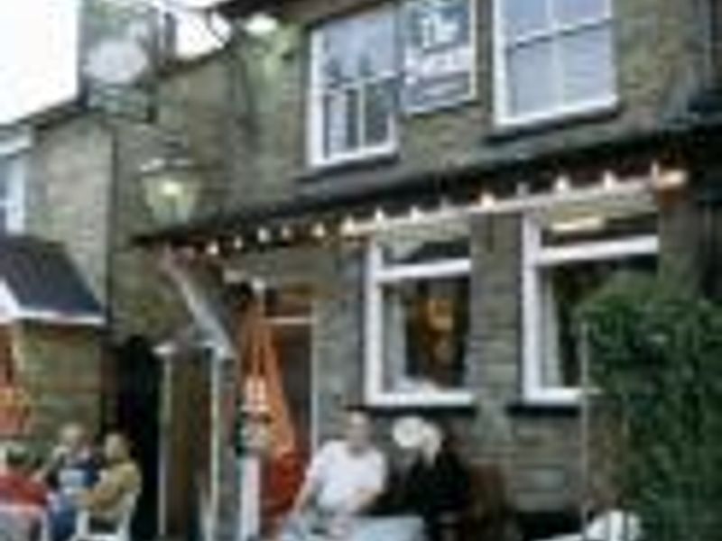 Swan at Bushey. (Pub, External). Published on 01-01-1970