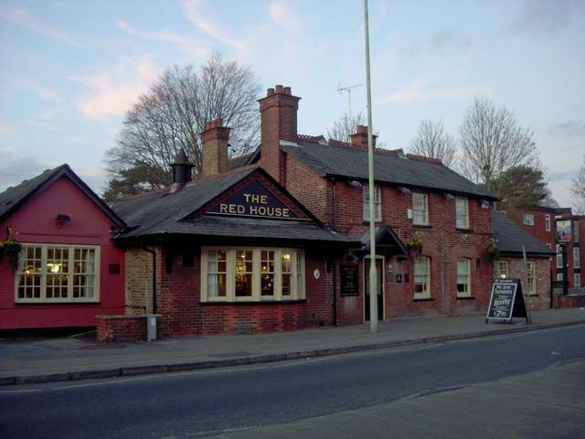 Red House, Croxley Green. (Pub, External). Published on 01-01-1970