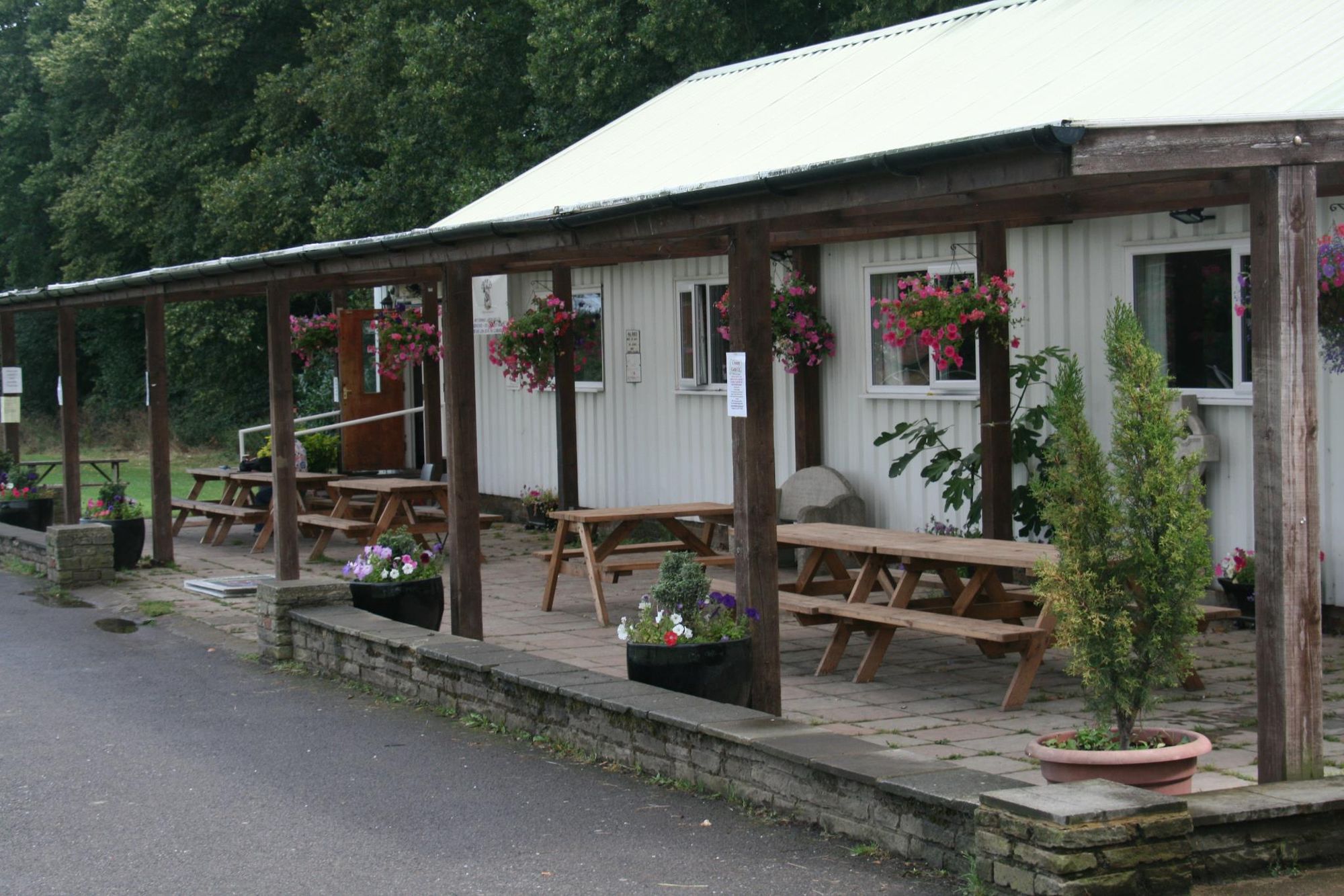 Clubhouse. (Pub, Key). Published on 01-01-1970