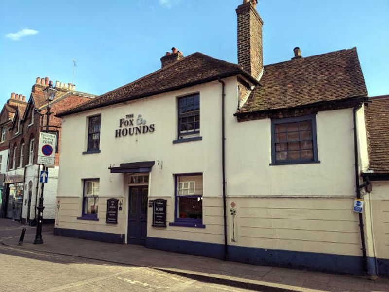 Fox and Hounds, Rickmansworth. (Pub, External, Key). Published on 04-02-2022