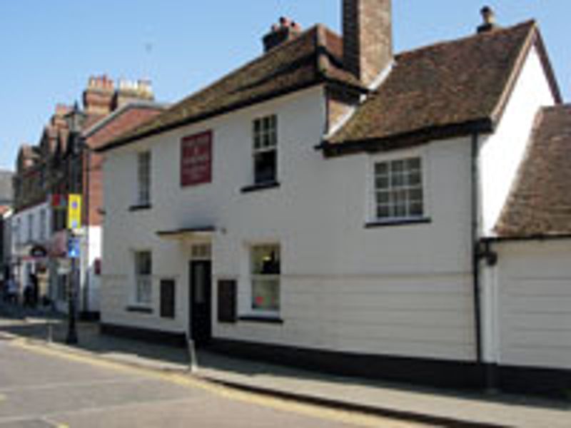 Fox and Hounds at Rickmansworth. (Pub, External). Published on 01-01-1970