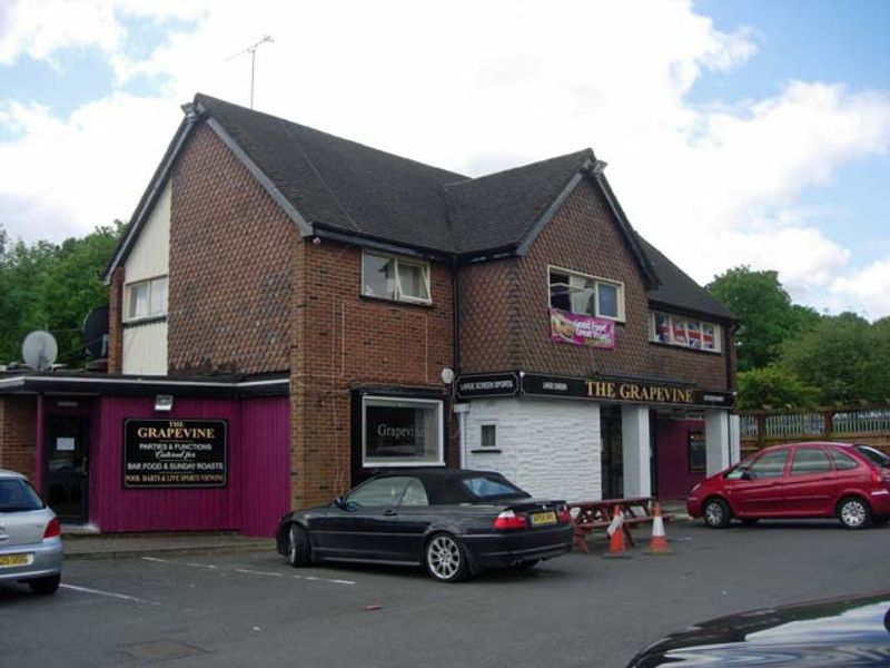 Grapevine, South Oxhey. (Pub, External, Key). Published on 06-02-2013