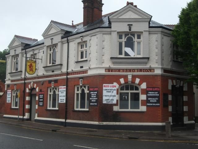 Red Lion, Watford. (Pub, External, Key). Published on 01-01-1970