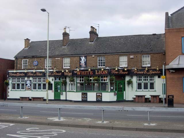White Lion. (Pub, External, Key). Published on 01-01-1970